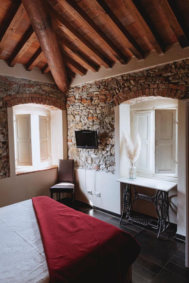 Un Angelo Alla Mia Tavola Sarzana Exterior foto